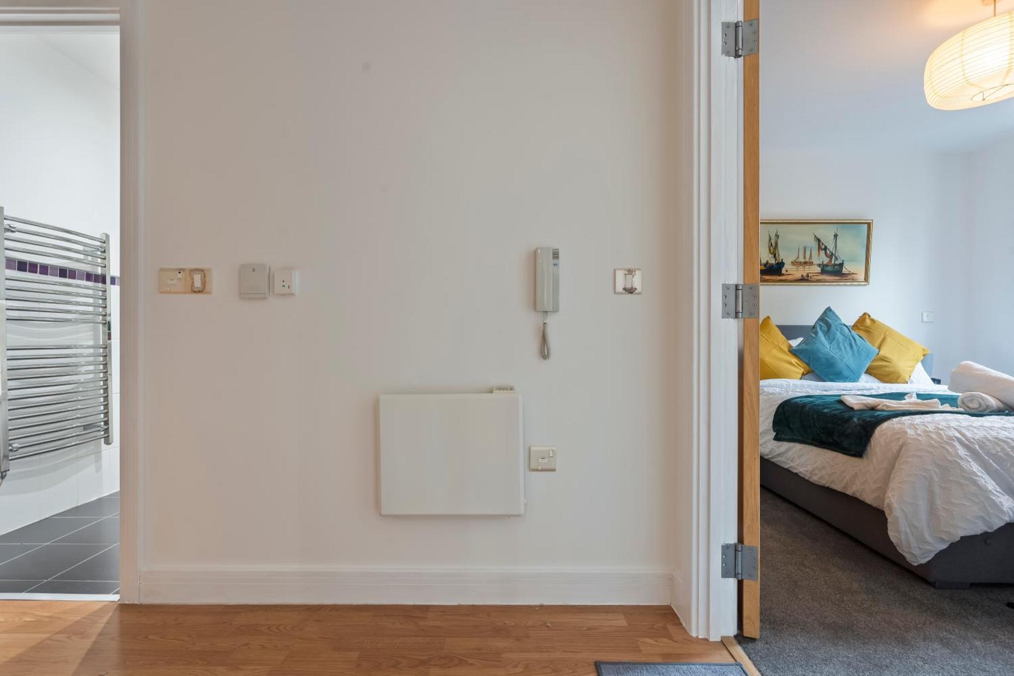 Heart Of City Centre Luxury Apartment With Secure Underground Parking Бирмингем Экстерьер фото